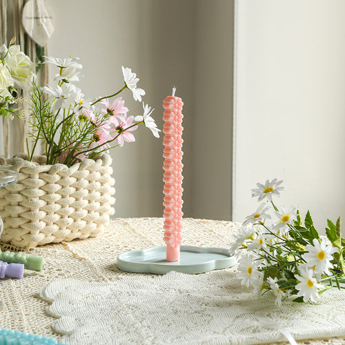 Skulpturale Petal-Stack Taper Dekorative Kerze