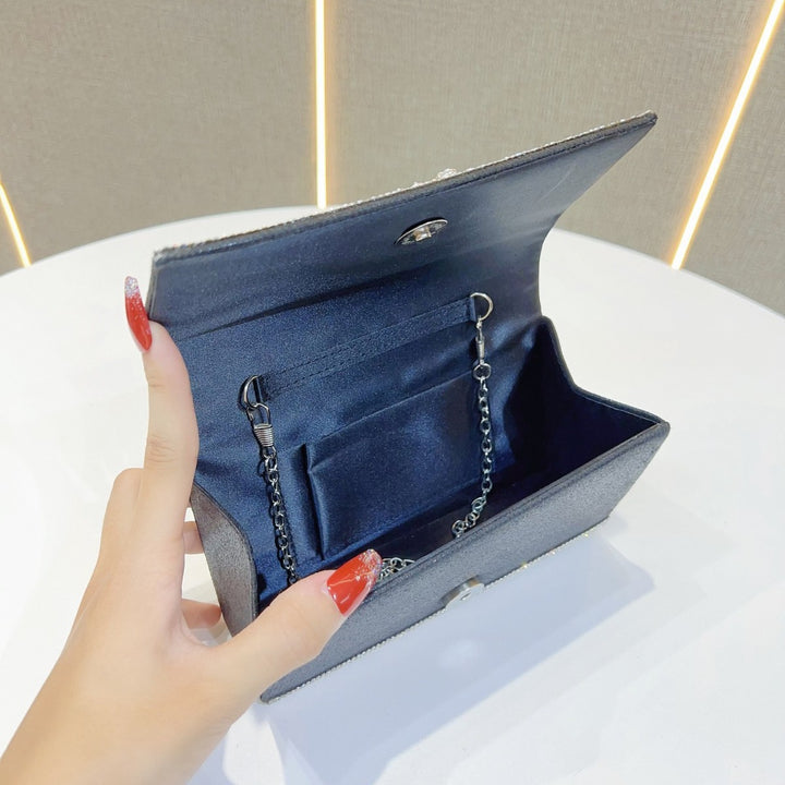 Strassverzierte Abendclutch