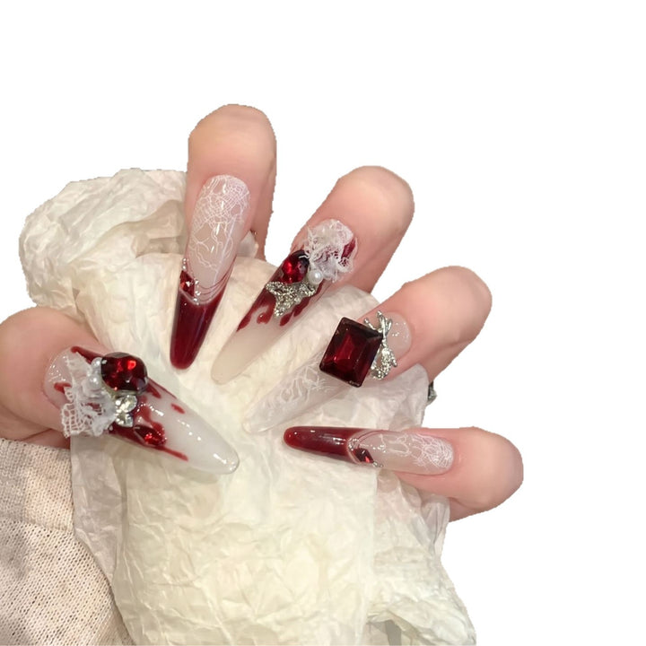Elegantes dekoratives Press-On-Nagelkunst-Set Karnz