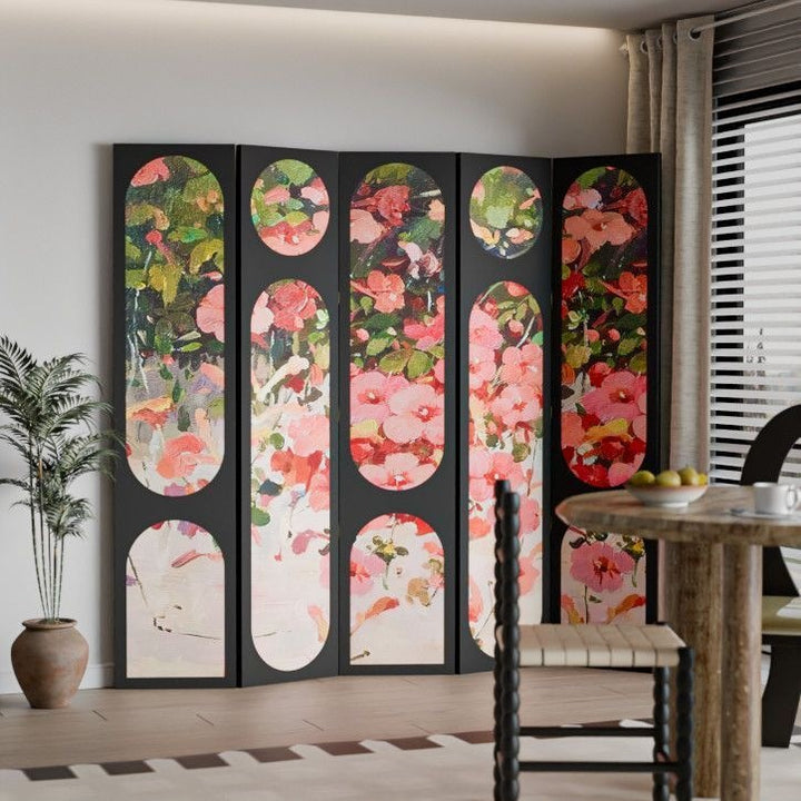 Künstlerischer floraler Raumteiler Karnz