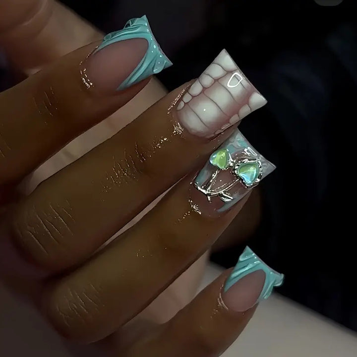 Künstlerische 3D-Nagelkunstverlängerungen Karnz