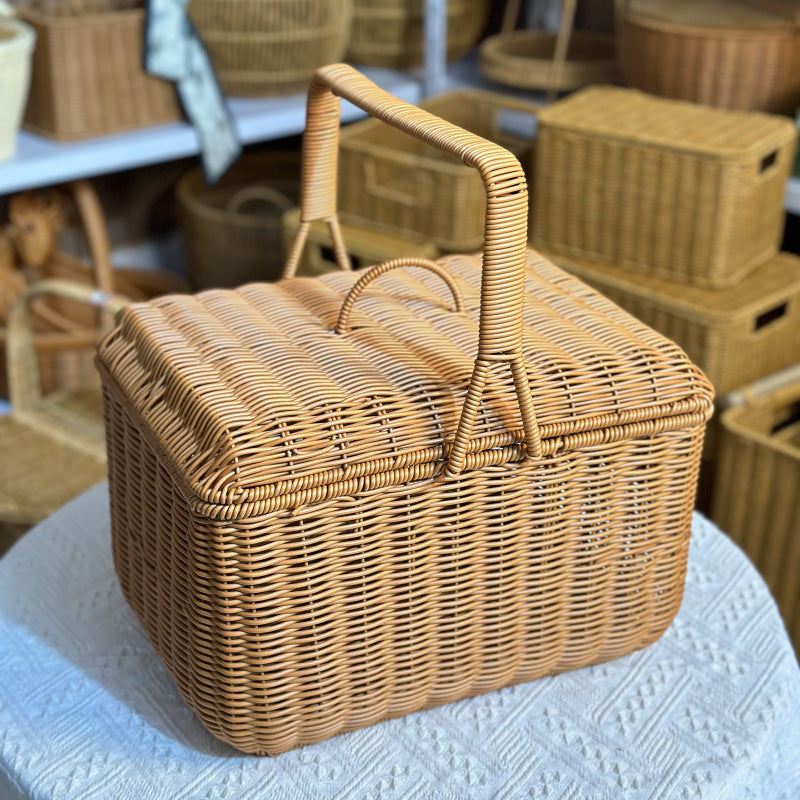 Eleganter Geflochtener Picknickkorb Karnz