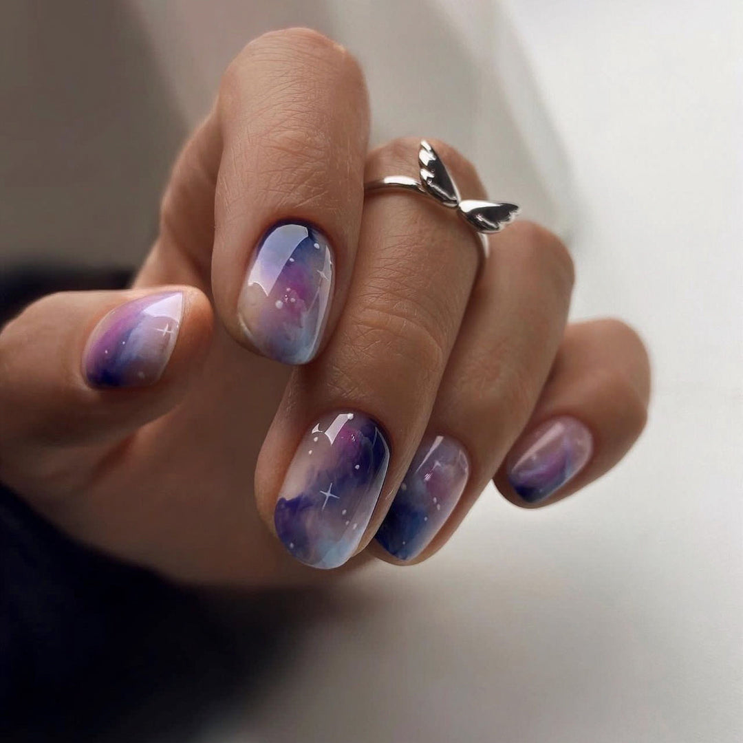 Glamouröse Nagelkunst mit elegantem Farbverlauf Karnz