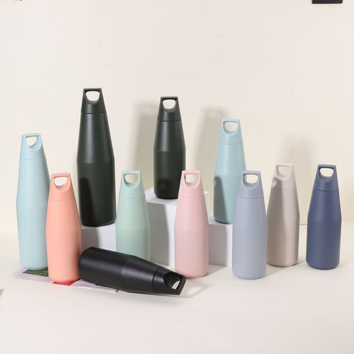 Isolierte Wasserflasche Karnz