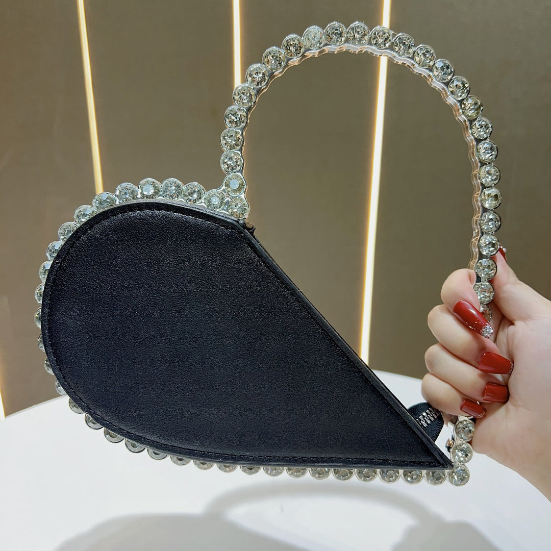Herzförmige Strass-Handtasche