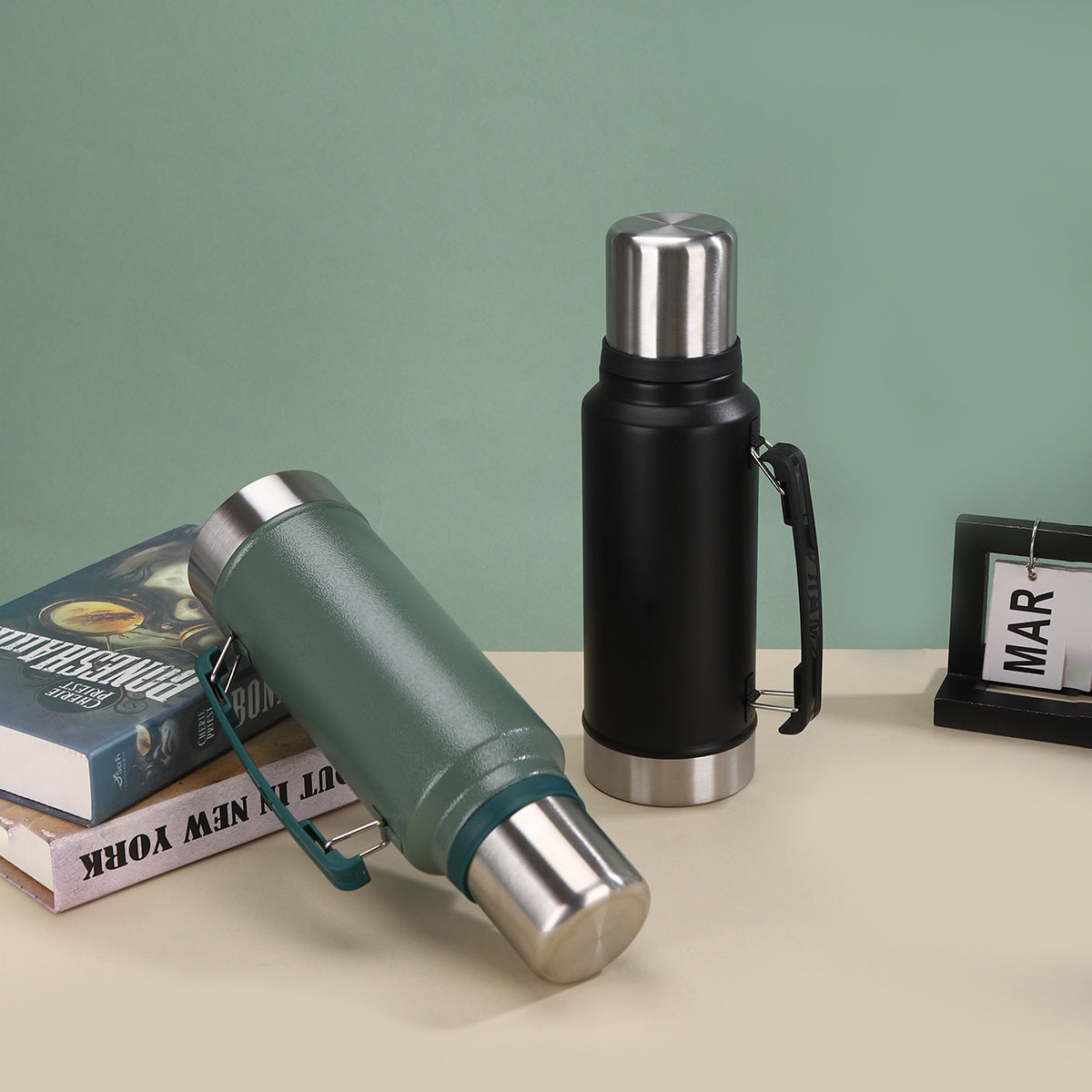 Unisex Isolierte Edelstahl-Wasserflasche mit Tragegriff Karnz