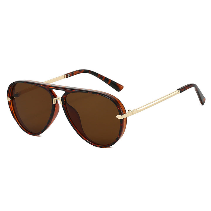 Elegante Aviator-Sonnenbrille mit goldenen Akzenten Karnz