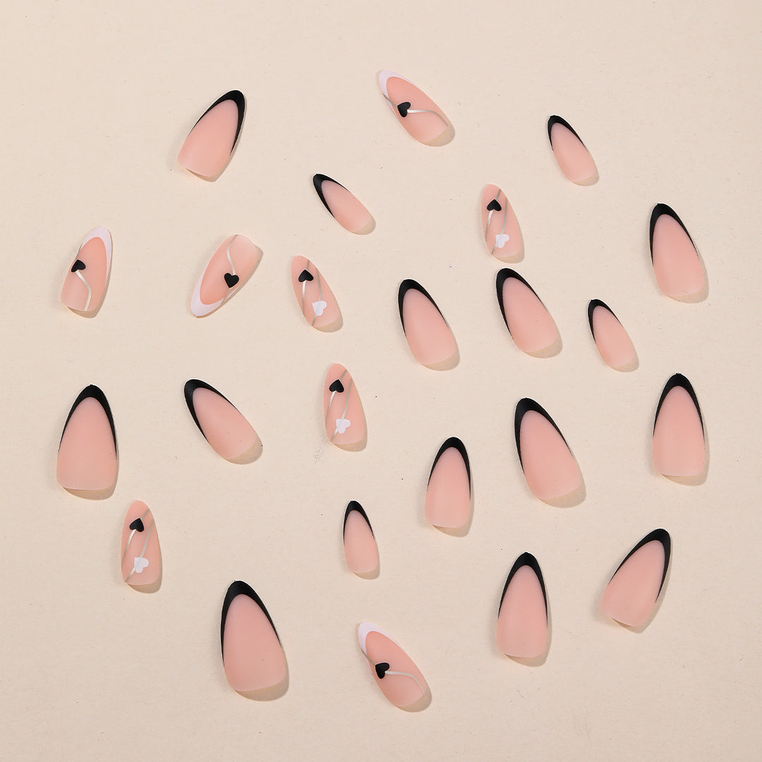 Elegante Herz-Themen Acryl Nagelkunst Verlängerungen Karnz