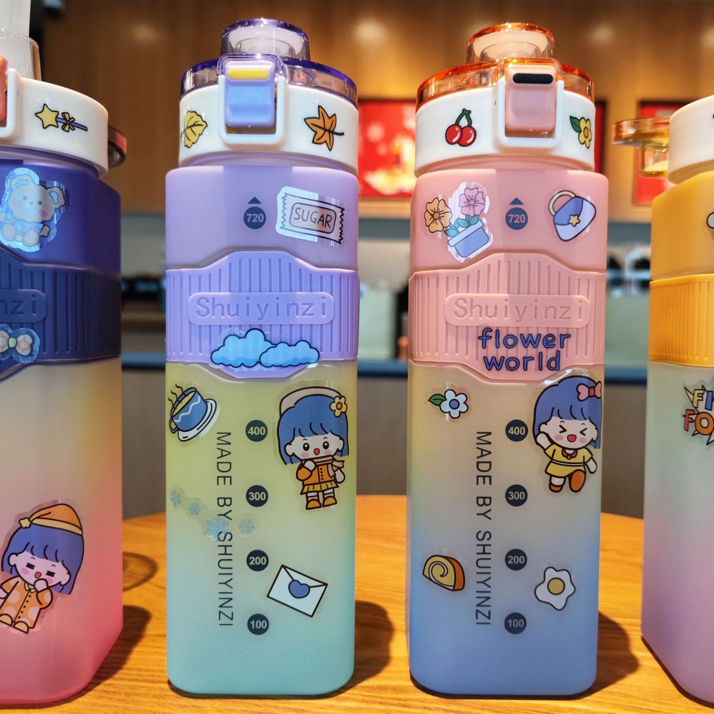 Damen Trinkflasche mit Motivationsmarkierungen und auslaufsicherem Deckel Karnz