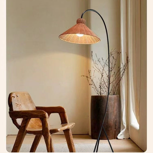Moderne gebogene Stehlampe
