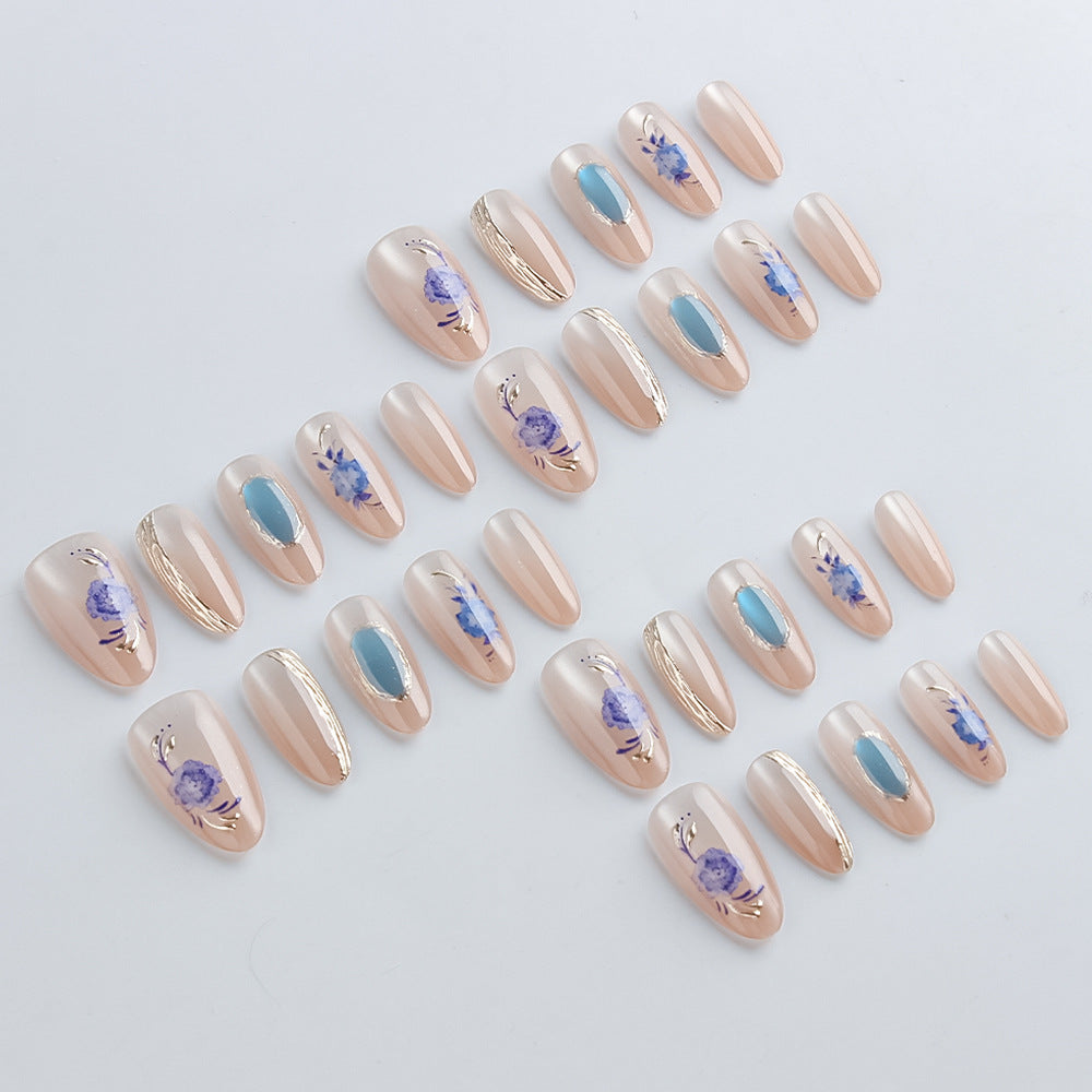Künstlerisches Floral Press-On Nail Art Set Karnz