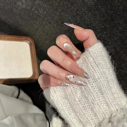 Nagelkunst Schönheit