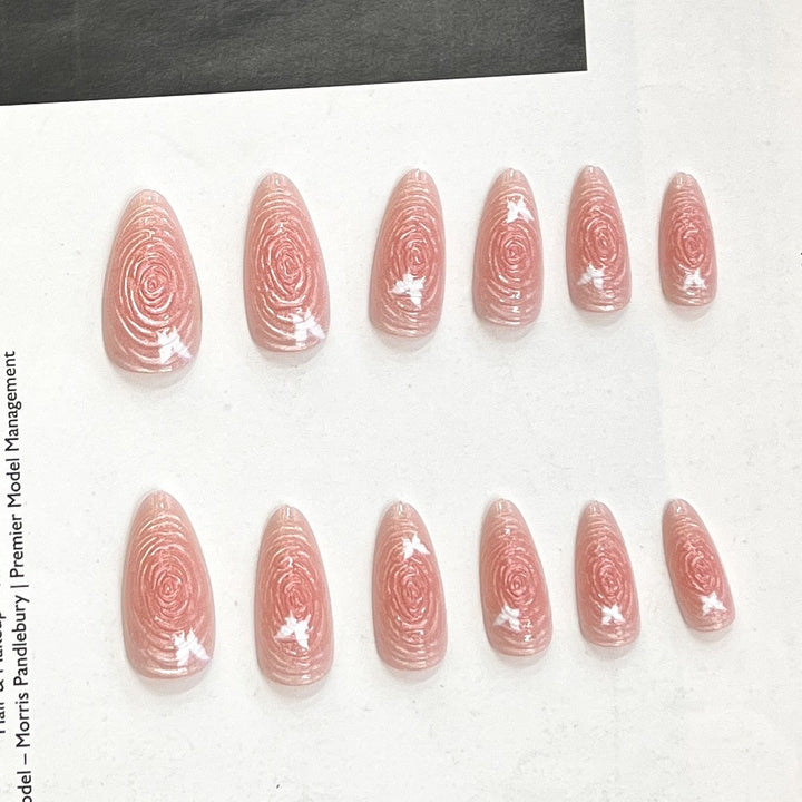 Künstlerisches floral-akzent druck auf nagelset Karnz