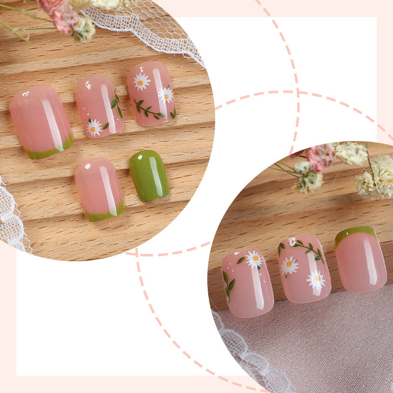 Dekorativer Press-On Nagelkunst-Set mit botanischen Akzenten Karnz