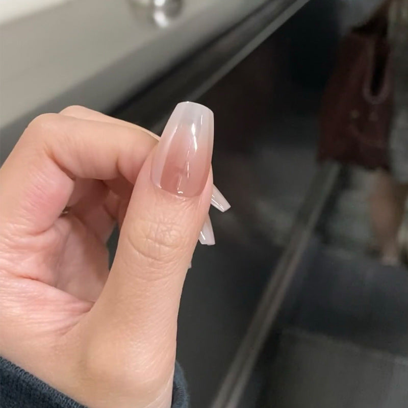 Elegantes Press-On-Nagelset mit natürlichem Finish Karnz