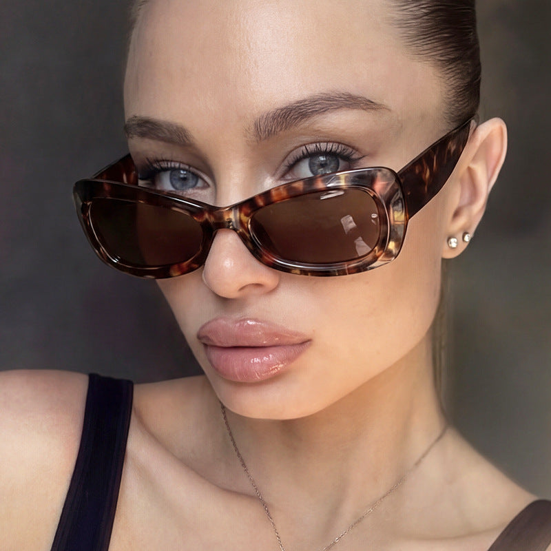 Damen modische Cat-Eye Sonnenbrille mit schützendem UV-Filter und elegantem Design Karnz