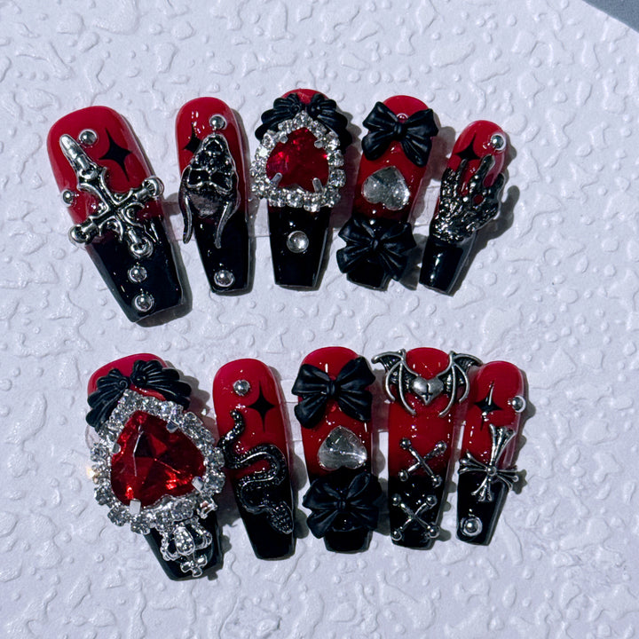 Gothic-inspirierte aufwendige Nagelkunstset