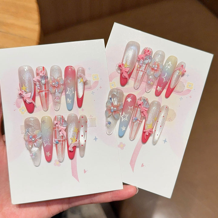 Künstliche Nagelspitzen mit Verspieltem Design Karnz
