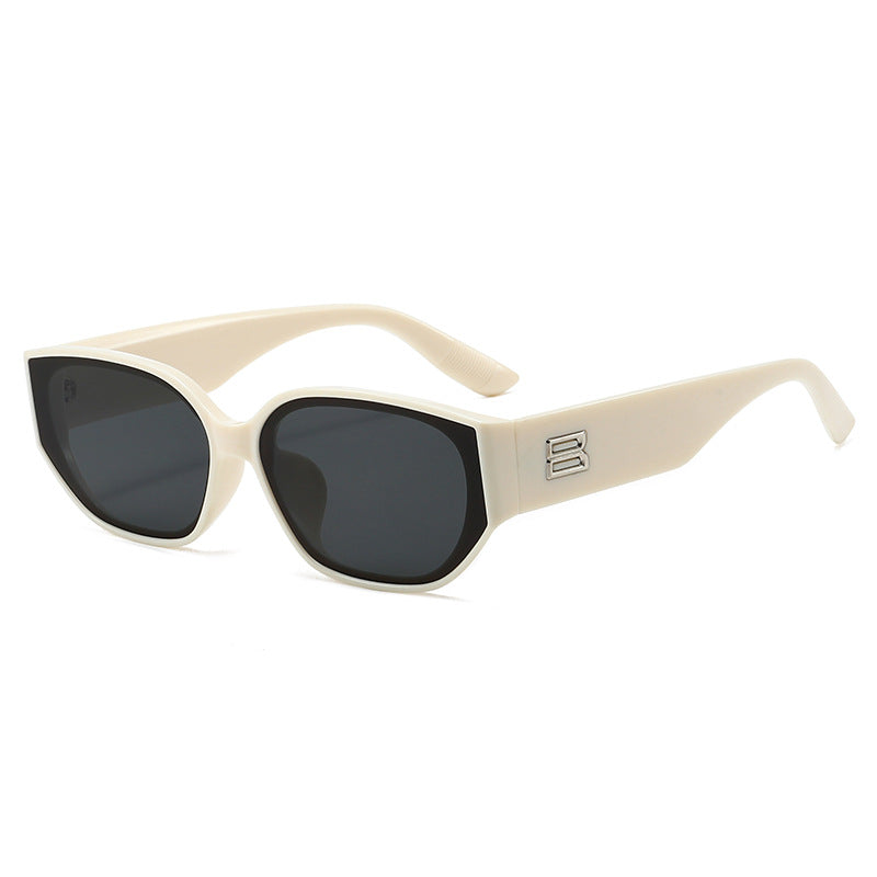 Retro-Inspirierte Katzenaugen-Sonnenbrille
