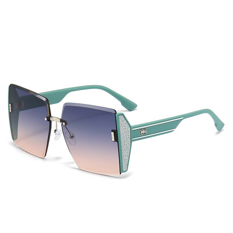 Übergroße geometrische Schildbrille