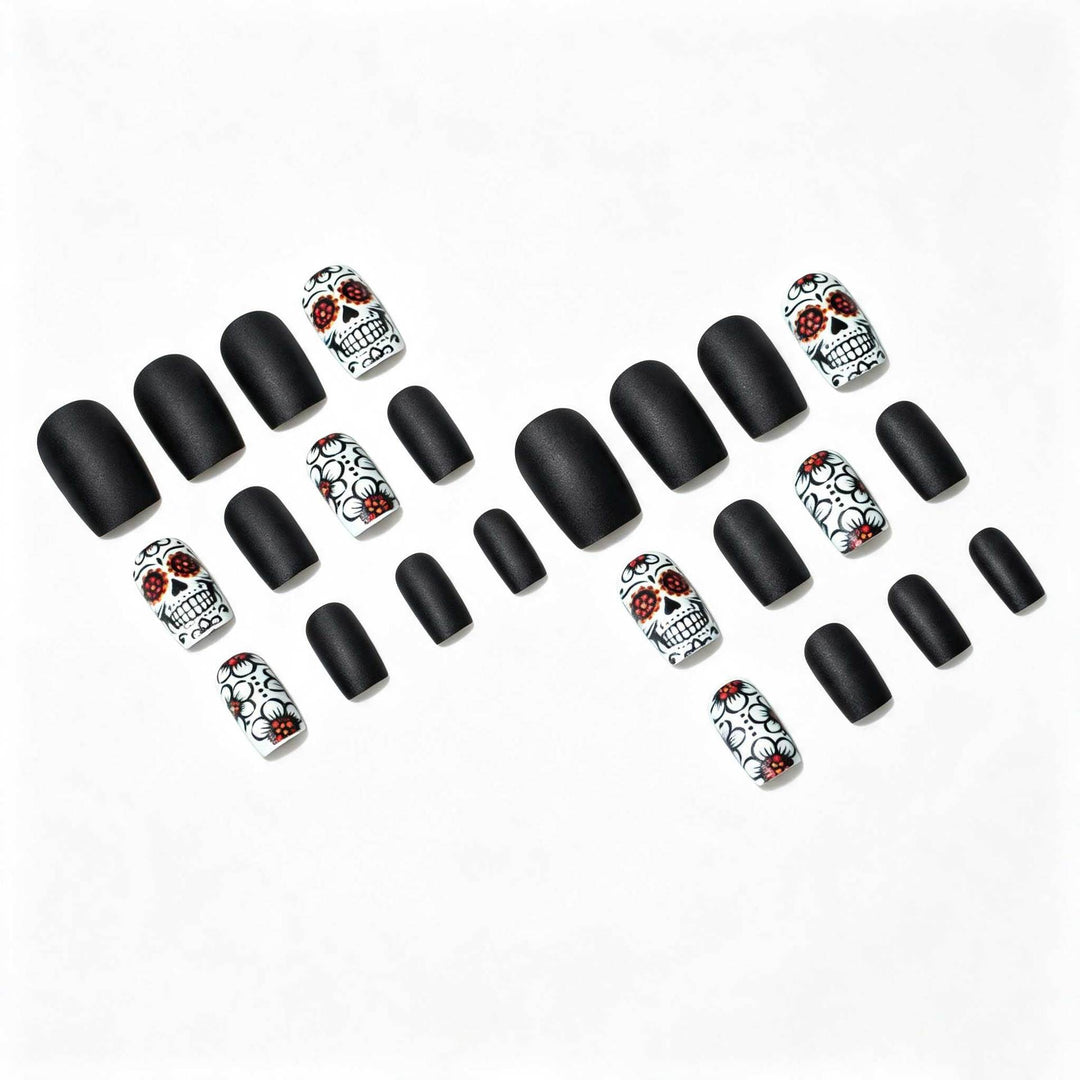 Künstlerisches Skull- und Blumen-Nail-Art-Set