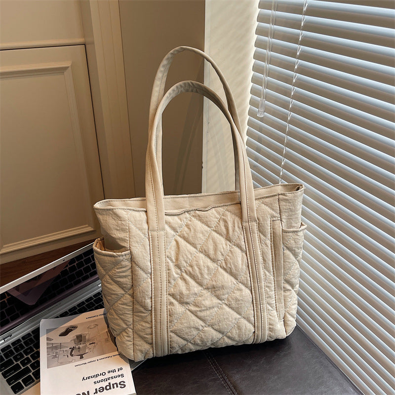 Gepolstertes funktionales Utility-Tote