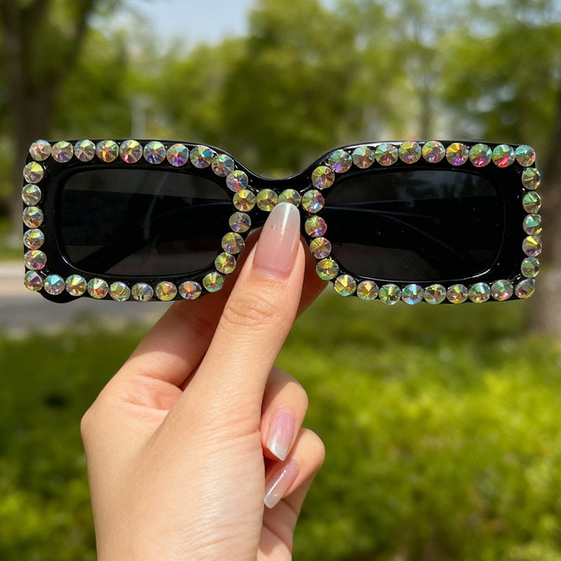 Dekorativer mit Strass besetzter Sonnenbrille Karnz