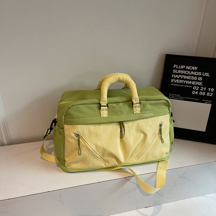 Vielseitige Reisetasche mit mehreren Taschen