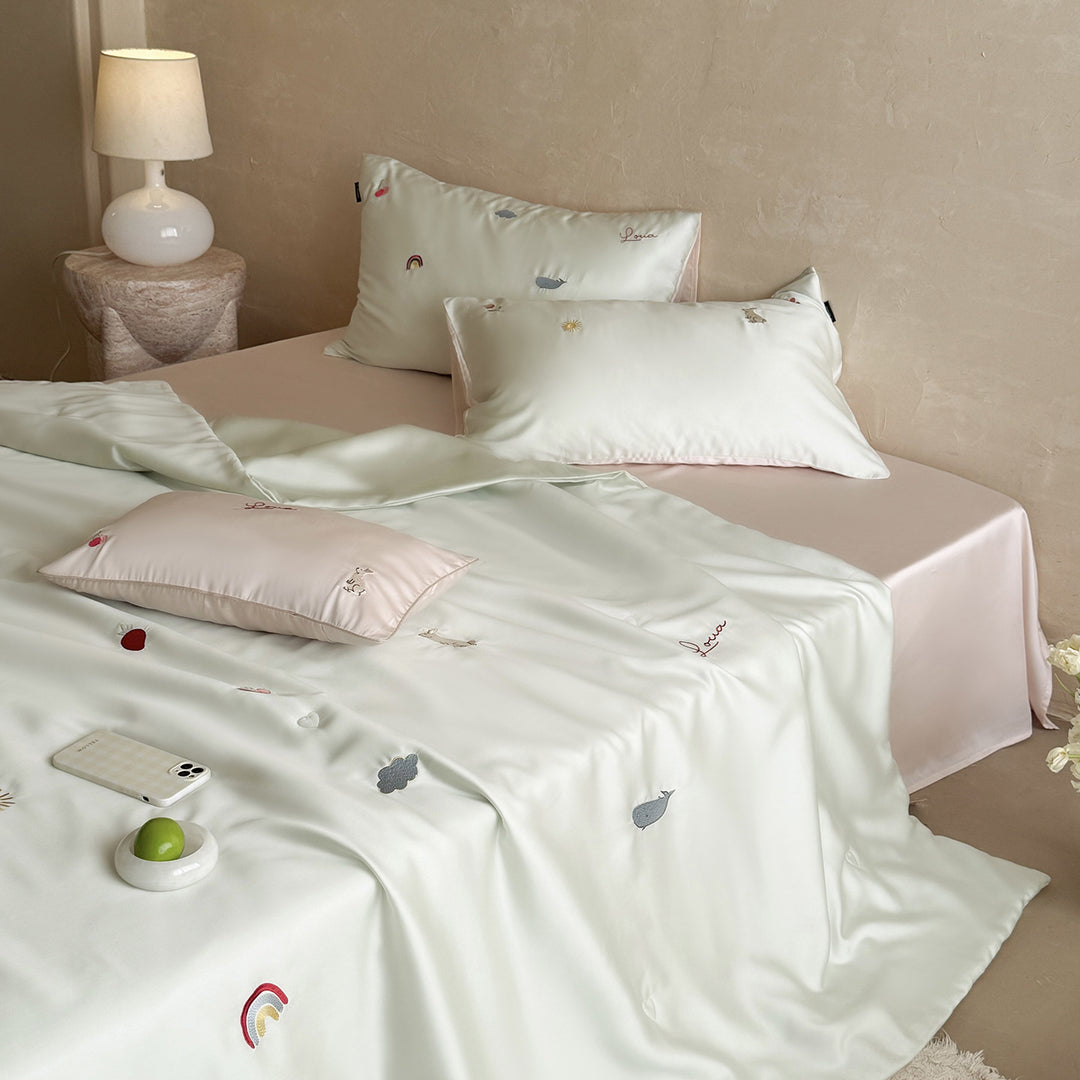 Bestickte Satin-Bettwäsche Set
