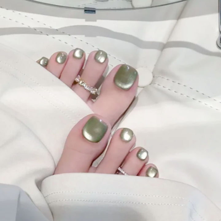 Elegante Metallische Nagelkunst