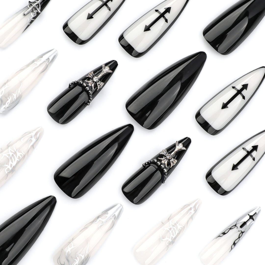 Kunstvolle Stiletto-Nägel mit einzigartigen 3D-Details und eleganten Akzenten Karnz