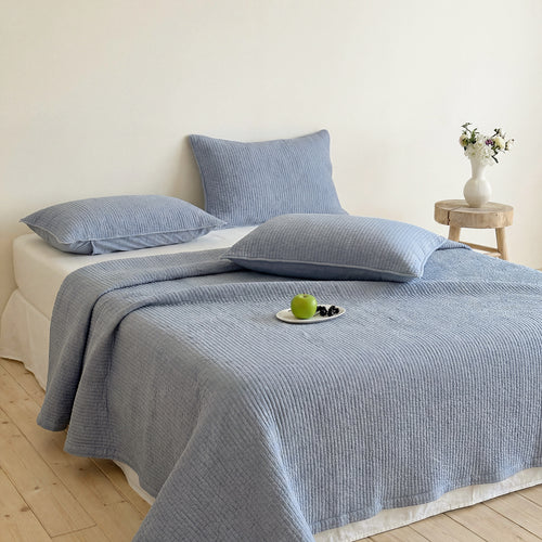 Gestepptes Baumwoll-Quilt-Bettüberwurf-Set mit feiner Liniensteppung