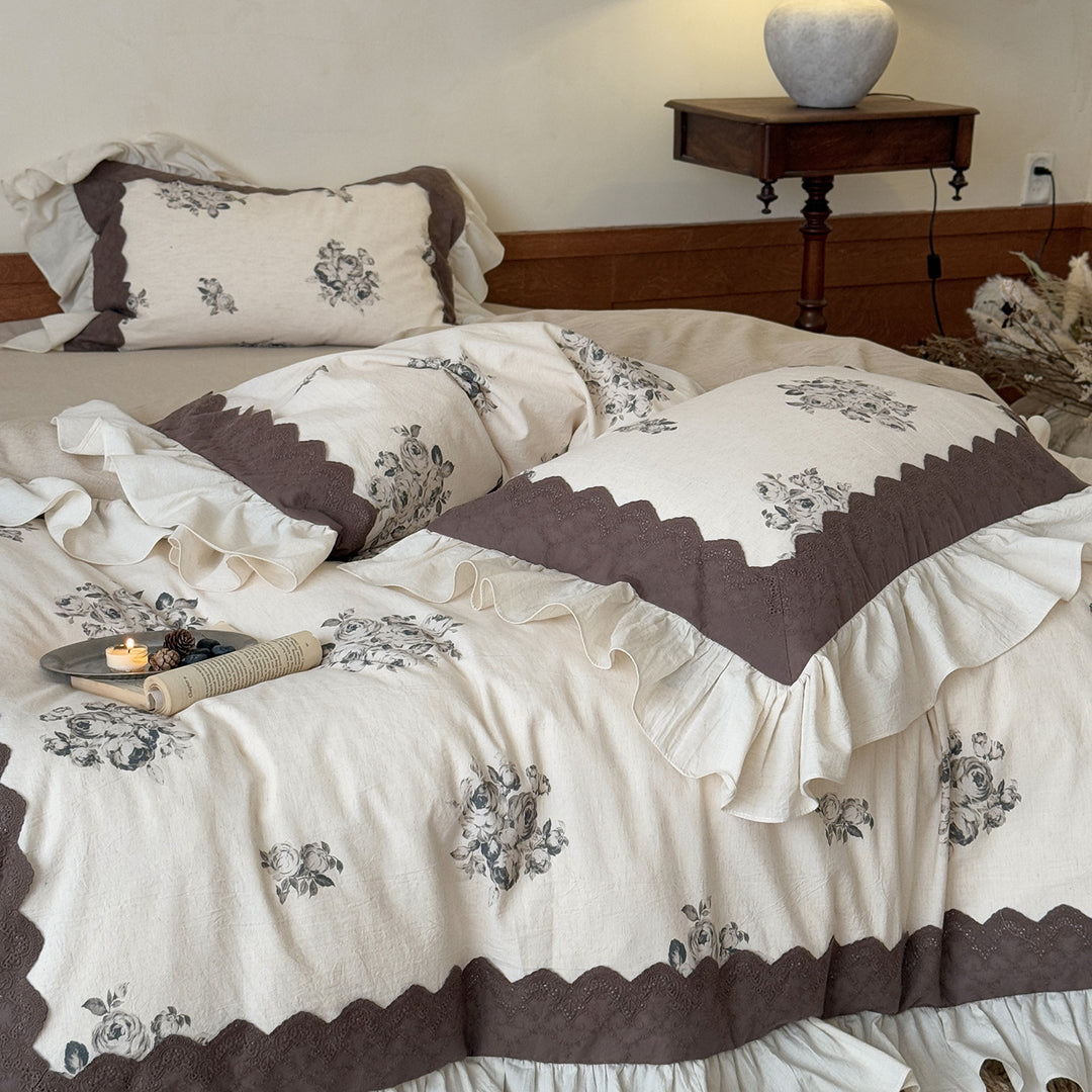 Baumwoll-Leinen Bettwäschegarnitur mit Vintage-Blumenprint, Volant und Rüschen