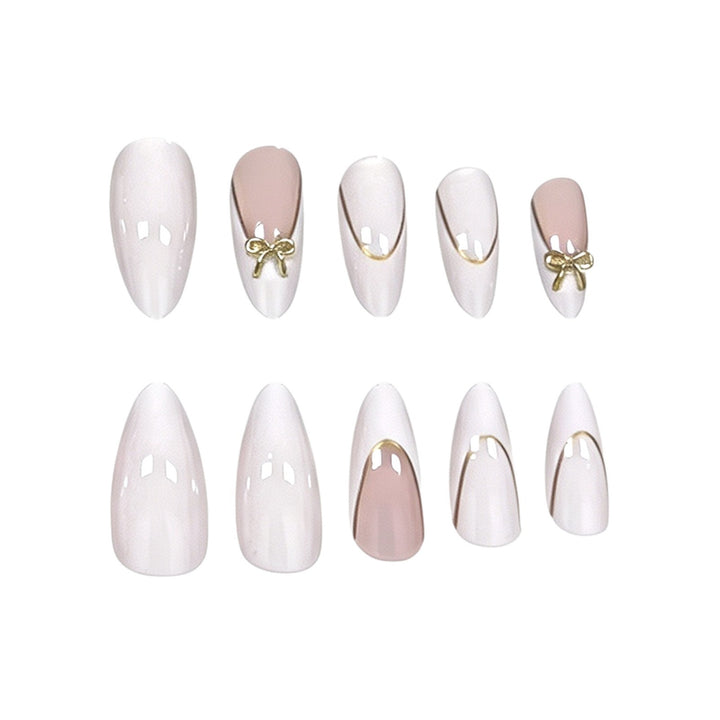 Elegante Stiletto-Nagelkunstverlängerungen mit dekorativem Bogen Karnz