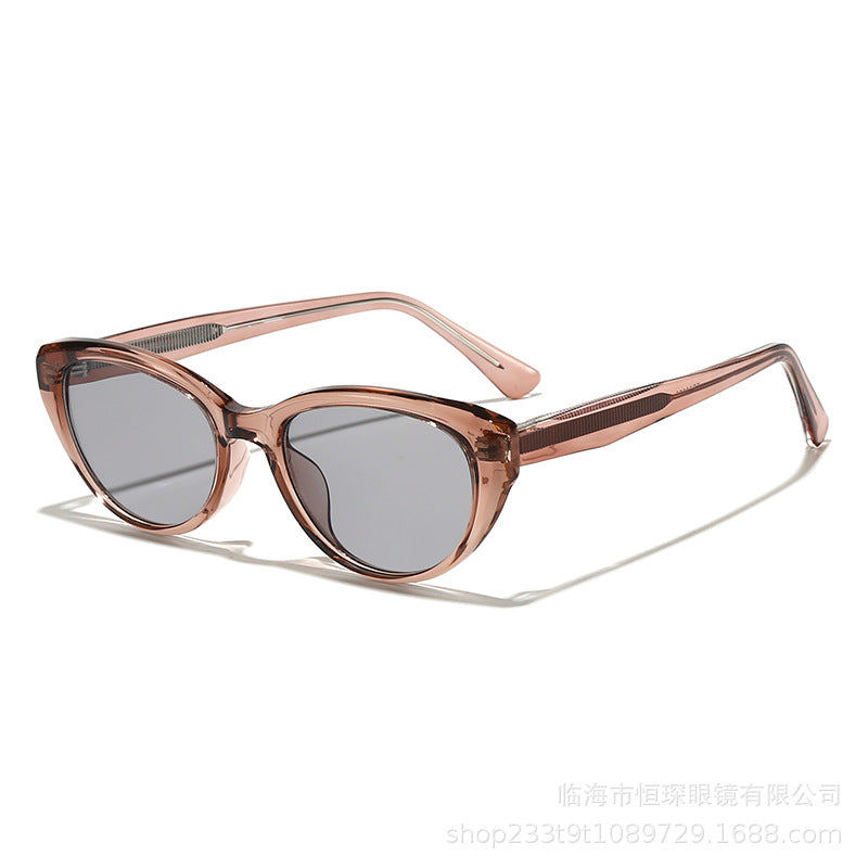 Damen Cat-Eye Sonnenbrille mit hochwertigem, transparentem Rahmen und UV-Schutz Karnz