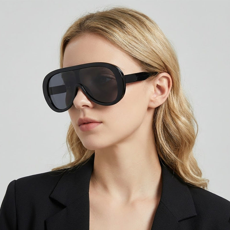 Damen modische Sonnenbrille mit breitem Rahmen Karnz