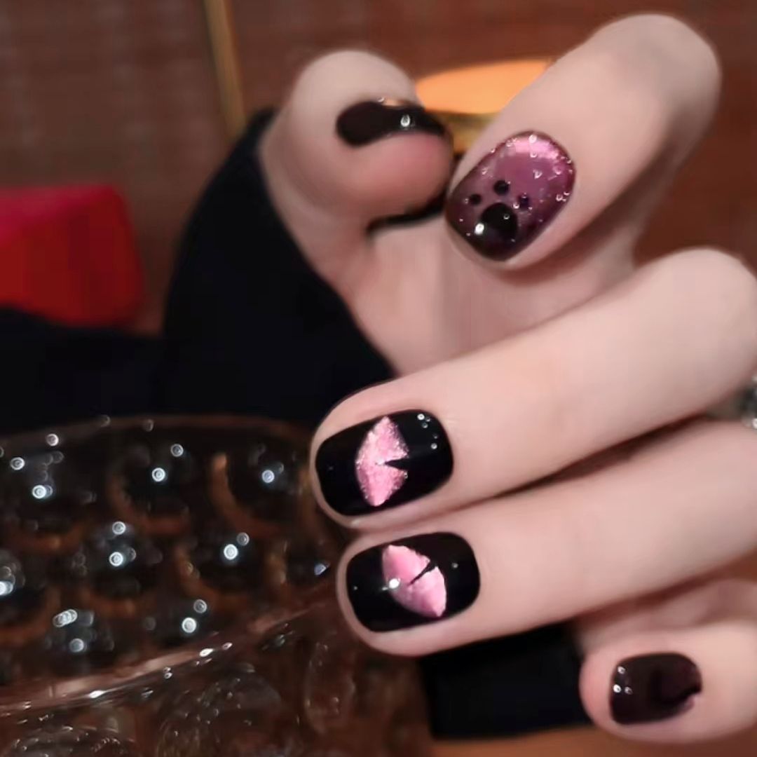 Süßes Charakter Press-On Nagelkunstset Karnz