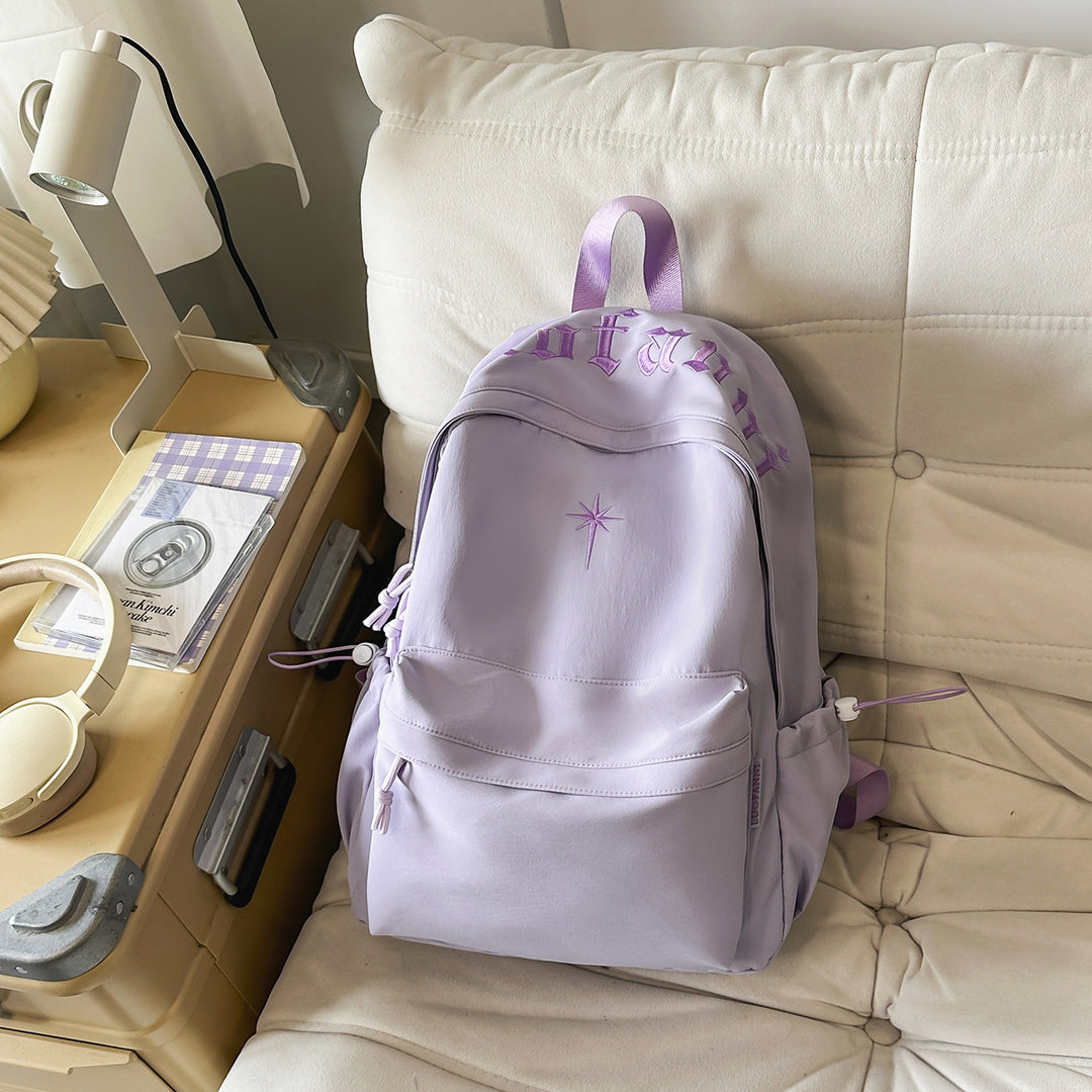 Stylischer minimalistischer Rucksack