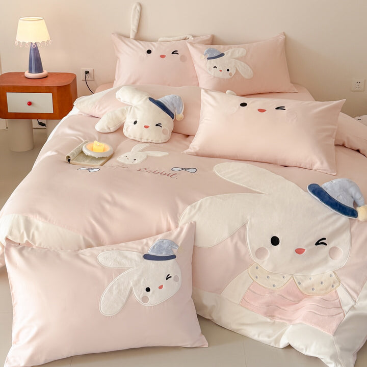 Niedliches Kaninchen besticktes Baumwollsatin Bettbezug-Set mit Plüsch-Applikationen und Ohr-Kissenbezügen