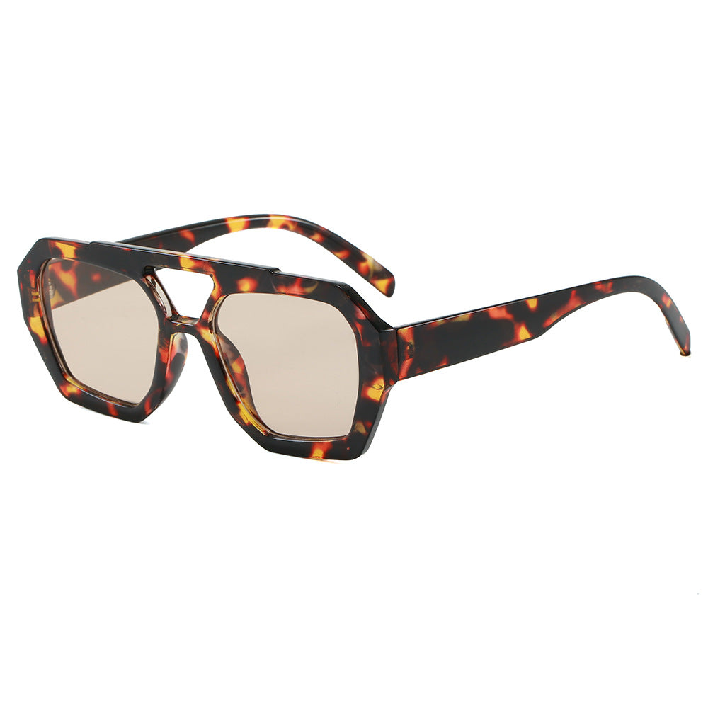 Damen geometrische Sonnenbrille im extravaganten Design Karnz