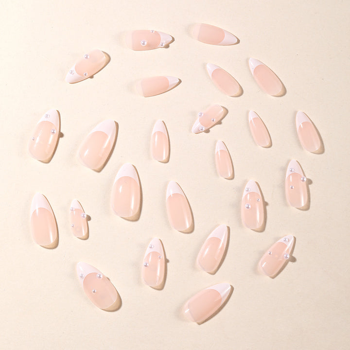 Elegante 3D Perle Akzent Stiletto Nagelkunst Erweiterungen Karnz
