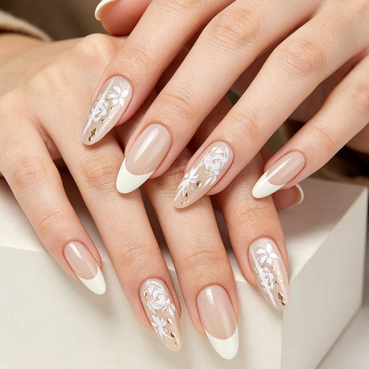 Elegantes Floral Gel Nagelkunst Set Karnz