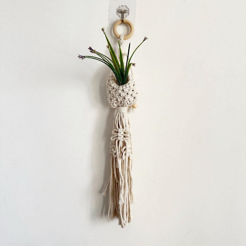 Macrame Pflanzenaufhänger mit dekorativen Quasten Karnz
