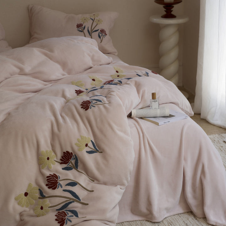 Botanisches Besticktes Plüsch Baumwoll Bettbezug Set mit Wendbarem Steppbett