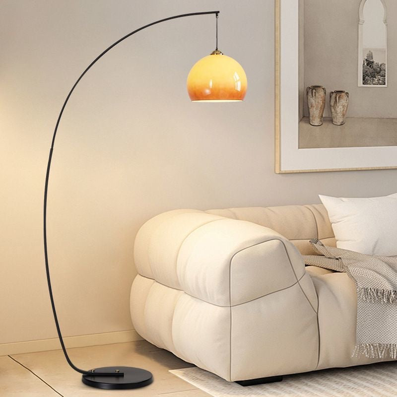 Arc Stehlampe mit Glasschirm
