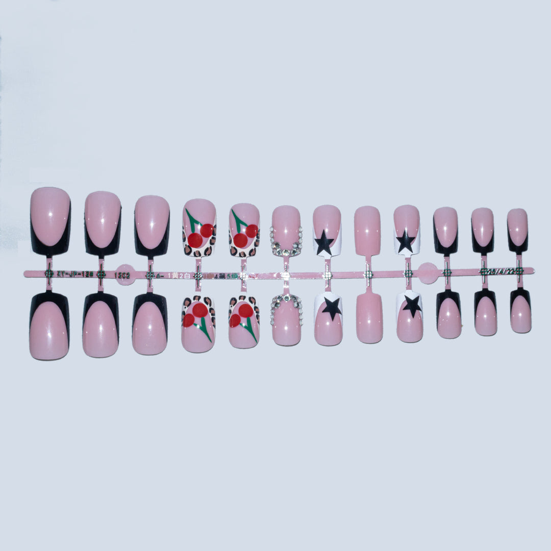 Künstlerisches Nail Art Design Set mit Kirsch- und Sternelementen