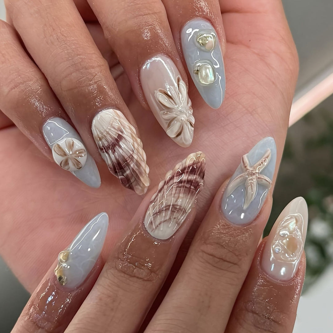 Shell-Decorated Press-On Nail Art Karnz