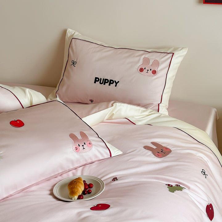 Kariertes Baumwoll-Bettbezug-Set mit applizierten Hunde‑Silhouetten und weichem Perkal