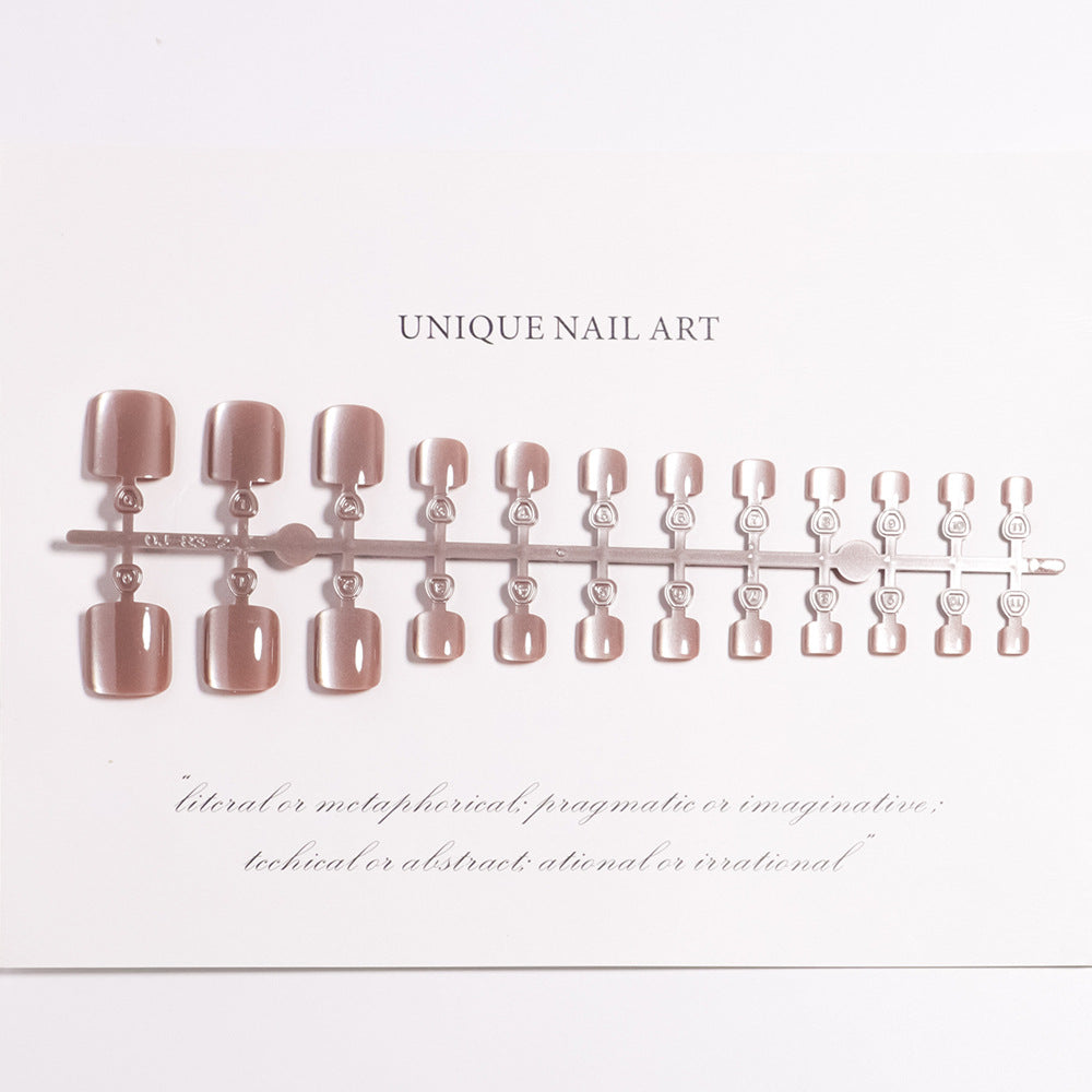 Einzigartige Press-On Nagelkunst Karnz