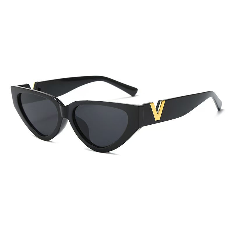 Damen Cat-Eye Sonnenbrille mit goldenen Akzenten Karnz